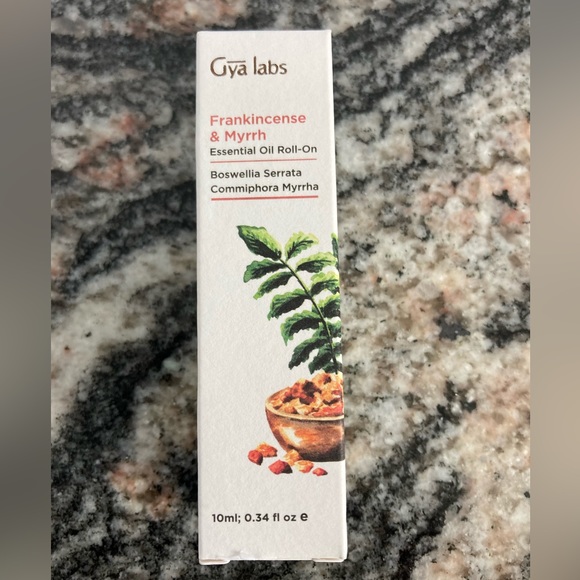 New 100% Frankincense and Myrrh essential Oil Roll on. - Picture 2 of 5